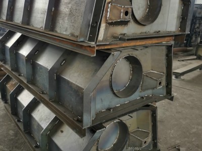 生態(tài)階梯式擋墻模具批發(fā)定制，箱式階梯護(hù)坡模具廠家銷售