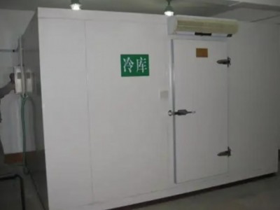 專業(yè)維修大中小型家用商用中央水冷機(jī)組養(yǎng)殖機(jī)組水源熱泵